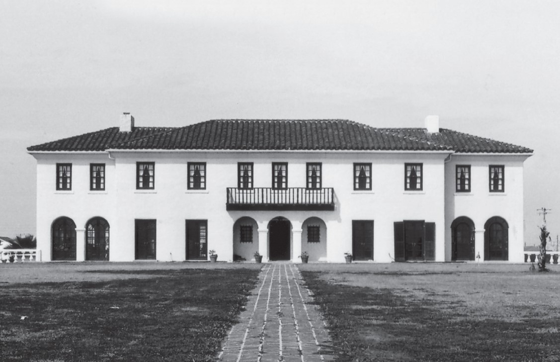Sealy Mediterranean Mansion
